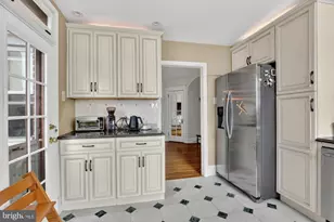 3455 W Queen Ln, Philadelphia, PA 19129 - Photo 11
