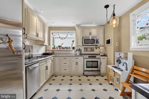 3455 W Queen Ln, Philadelphia, PA 19129 - Photo 9