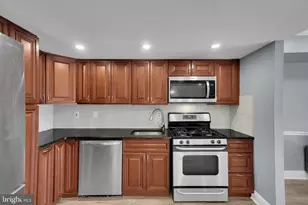 4451 Ernie Davis Cir, Philadelphia, PA 19154 - Photo 11