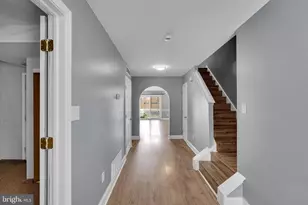 4451 Ernie Davis Cir, Philadelphia, PA 19154 - Photo 5