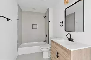 2520 N Front St, Philadelphia, PA 19133 - Photo 3