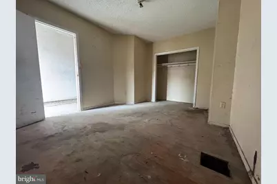 1209 W Susquehanna Avenue, Philadelphia, PA 19122 - Photo 9