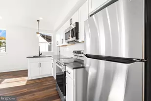 7037 Ridge Ave, Philadelphia, PA 19128 - Photo 5