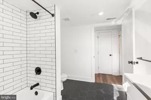 7037 Ridge Ave, Philadelphia, PA 19128 - Photo 17