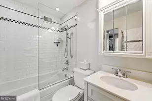 113 Pemberton St, Philadelphia, PA 19147 - Photo 19