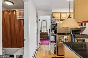 2020 Christian St, Philadelphia, PA 19146 - Photo 7