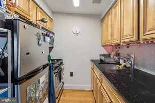 2020 Christian St, Philadelphia, PA 19146 - Photo 5