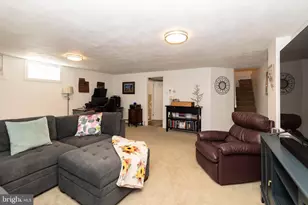 579 Wartman St, Philadelphia, PA 19128 - Photo 27