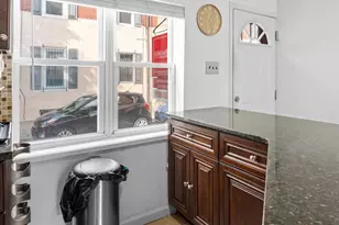 1006 Montrose St, Philadelphia, PA 19147 - Photo 7