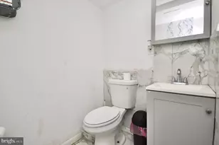6311 Elmhurst St, Philadelphia, PA 19111 - Photo 31