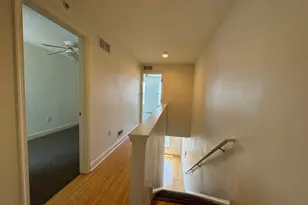 1131 W Nevada St, Philadelphia, PA 19133 - Photo 9