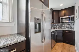 714 N Chadwick St, Philadelphia, PA 19130 - Photo 11