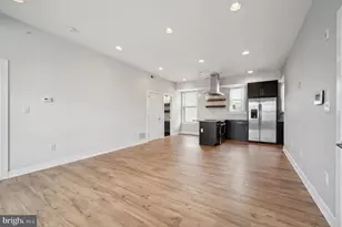 714 N Chadwick St, Philadelphia, PA 19130 - Photo 3