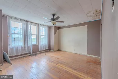 2341 E Somerset Street, Philadelphia, PA 19134 - Photo 9