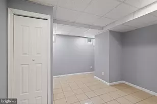2114 S Lambert St, Philadelphia, PA 19145 - Photo 21