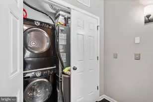 715 Brown St, Philadelphia, PA 19123 - Photo 21