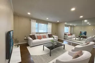 3528 W Crown Ave, Philadelphia, PA 19114 - Photo 5