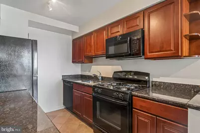 604 S Washington Square #2211, Philadelphia, PA 19106 - Photo 7