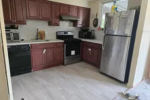 1517 Guilford Pl, Philadelphia, PA 19122 - Photo 3