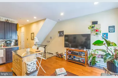 1614 Cambridge Street #1, Philadelphia, PA 19130 - Photo 3