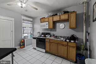 7406 Elmwood Ave, Philadelphia, PA 19153 - Photo 13