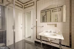 106 W Upsal St, Philadelphia, PA 19119 - Photo 19