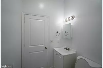 2410 Wharton Street #1ST FLOOR, Philadelphia, PA 19146 - Photo 13