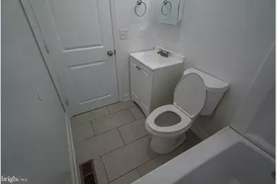 2410 Wharton Street #1ST FLOOR, Philadelphia, PA 19146 - Photo 19