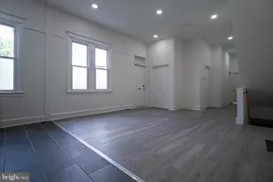 2410 Wharton St, Philadelphia, PA 19146 - Photo 25