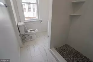 2410 Wharton St, Philadelphia, PA 19146 - Photo 19