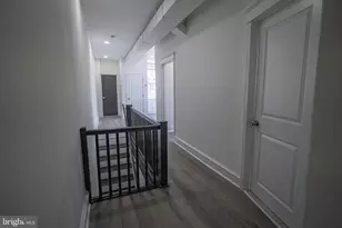 2410 Wharton St, Philadelphia, PA 19146 - Photo 11