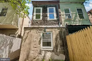 1716 N Hollywood St, Philadelphia, PA 19121 - Photo 5
