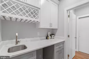 2059 Fernon St, Philadelphia, PA 19145 - Photo 29