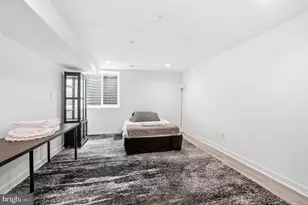 2604 Reed St, Philadelphia, PA 19146 - Photo 33