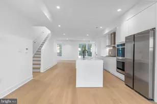 635 N 7th St, Philadelphia, PA 19123 - Photo 9