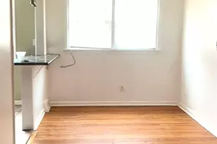 351 E Claremont Rd, Philadelphia, PA 19120 - Photo 23