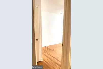 351 E Claremont Road, Philadelphia, PA 19120 - Photo 9