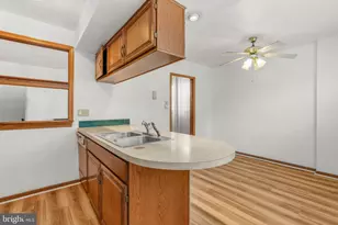 7450 Hill Rd, Philadelphia, PA 19128 - Photo 17