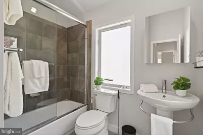 212 S 24th Street #216, Philadelphia, PA 19103 - Photo 29