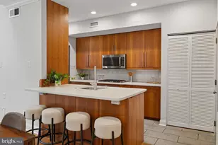 212 S 24th St, Philadelphia, PA 19103 - Photo 11