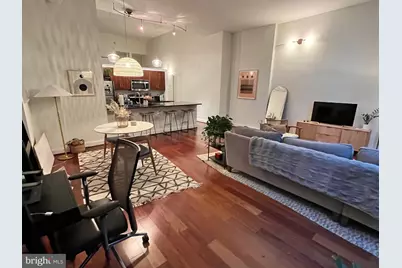 2429 Locust Street #211, Philadelphia, PA 19103 - Photo 7