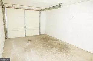 5931 Elmhurst St, Philadelphia, PA 19149 - Photo 15