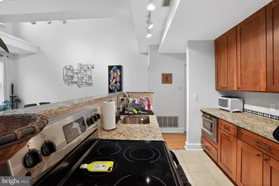 1627 Spruce Street #3, Philadelphia, PA 19103 - Photo 11