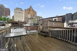 1627 Spruce St, Philadelphia, PA 19103 - Photo 31