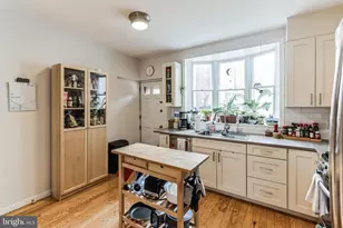 420 S 24th St, Philadelphia, PA 19146 - Photo 9