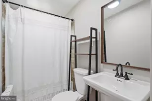 228 Jamestown St, Philadelphia, PA 19128 - Photo 15