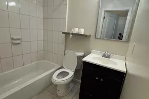 1118 Green St, Philadelphia, PA 19123 - Photo 3