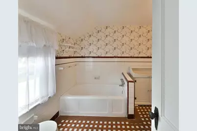 420 Forest Hills Avenue, Philadelphia, PA 19116 - Photo 27