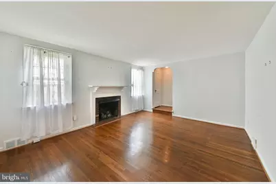 420 Forest Hills Avenue, Philadelphia, PA 19116 - Photo 5
