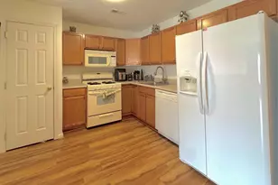 9228 Blue Grass Rd, Philadelphia, PA 19114 - Photo 5